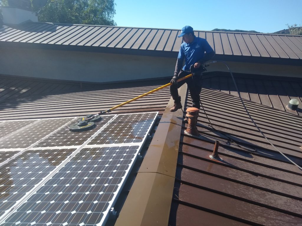 solar panel cleaning mandeville canyon